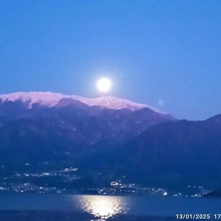 Casa Caterina - Riva Di Solto - Iseo Lake エクステリア 写真